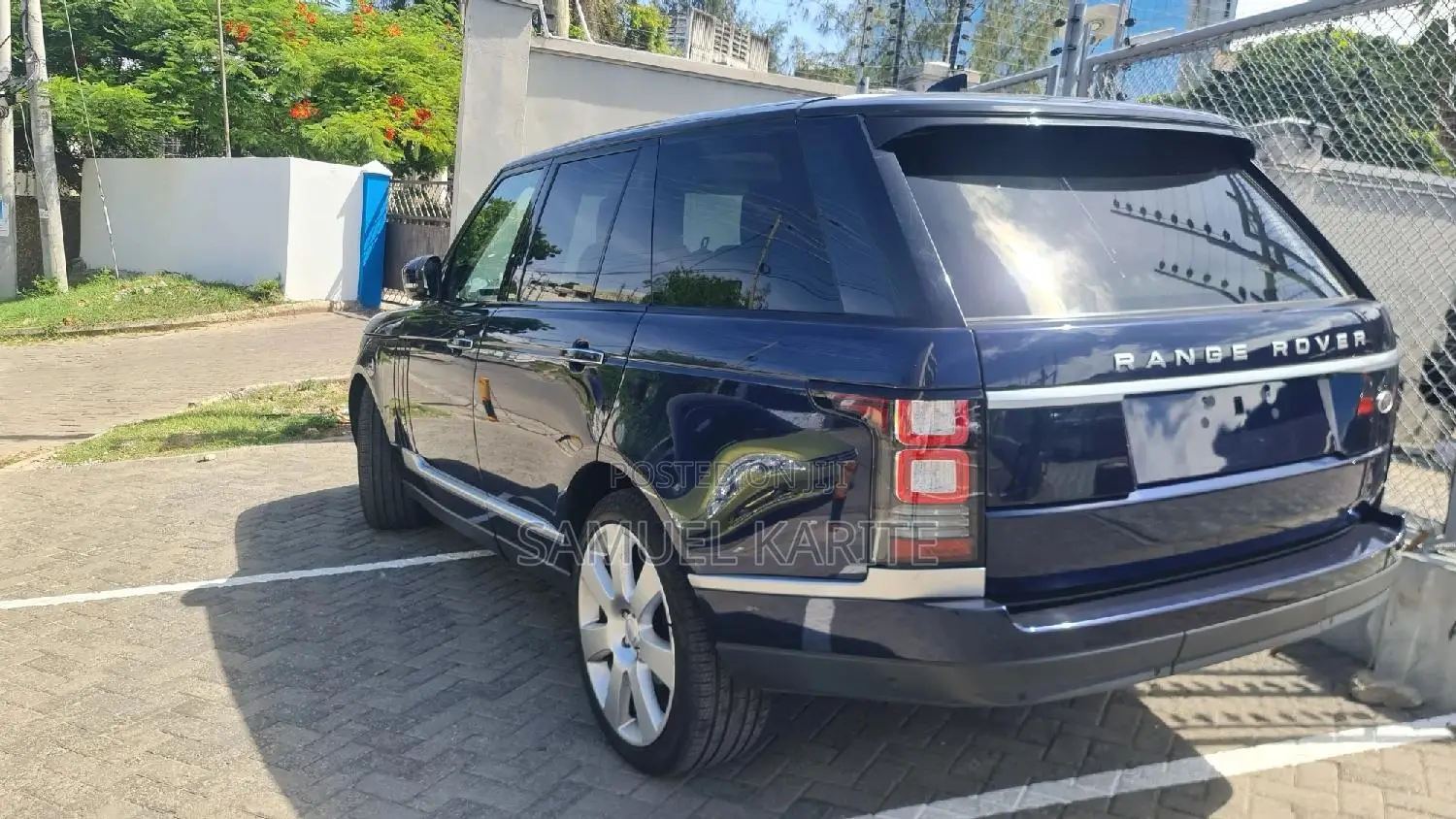 Land Rover Range Rover Vogue 2018 Blue