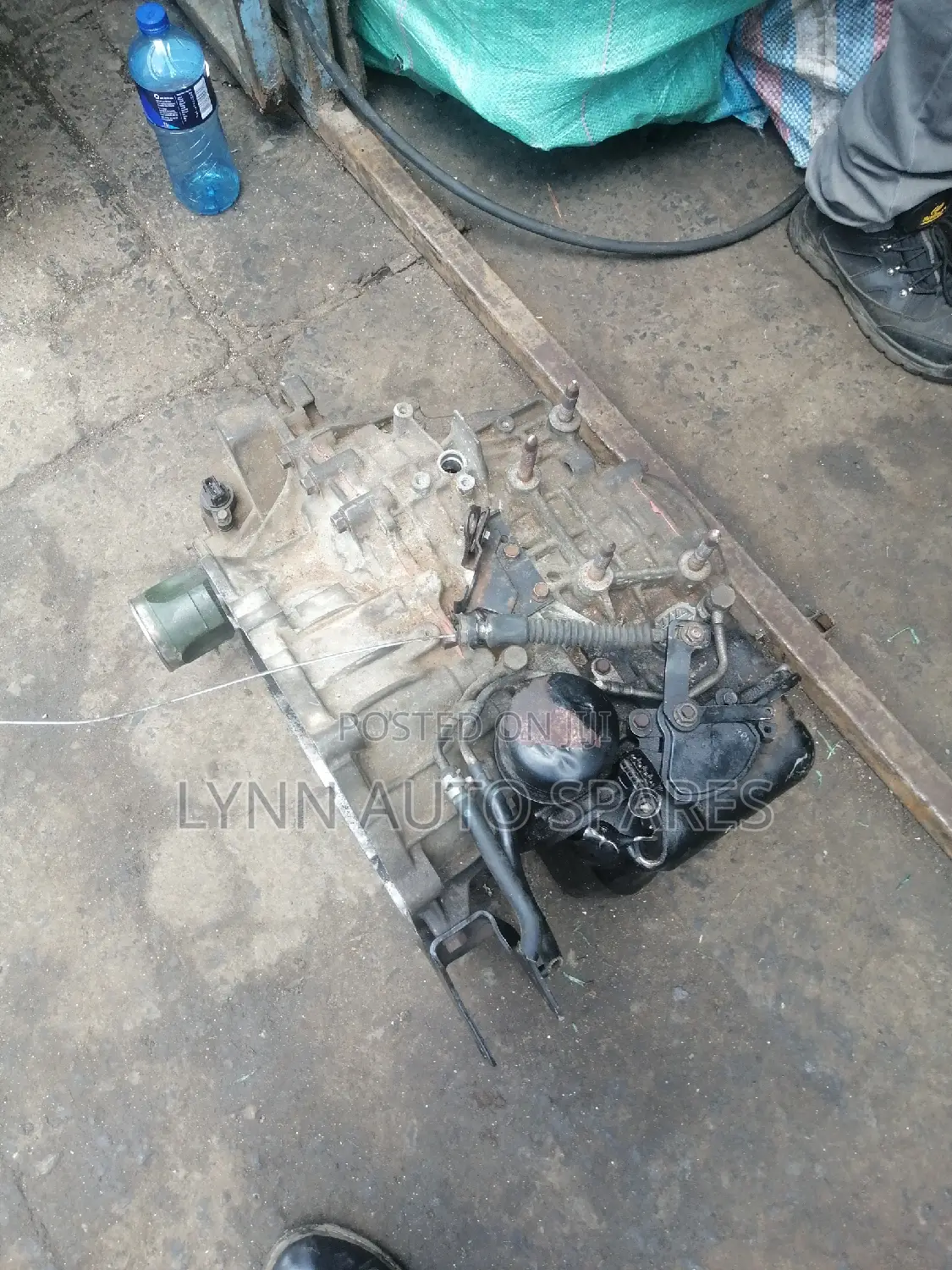 Mitsubishi Galant 4G93 2wd Gearbox