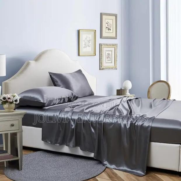 King Size-Luxury Silky Soft Mulberry Fitted Bedsheets
