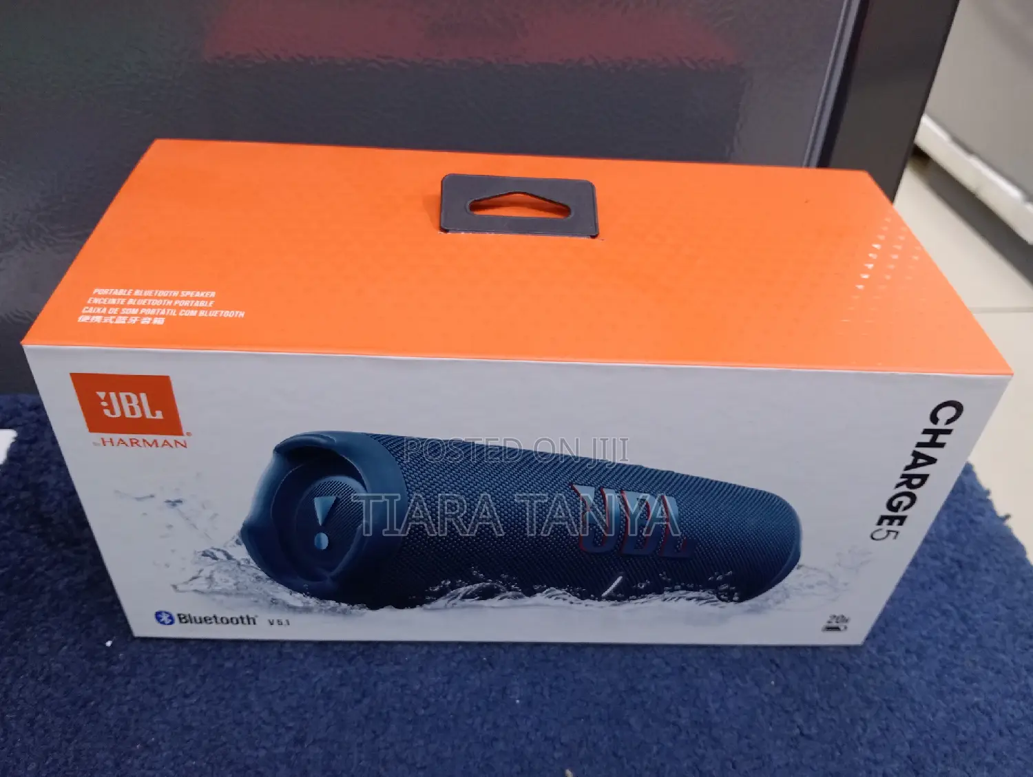 JBL Charge 5 Portable Waterproof Speaker 40W - Black