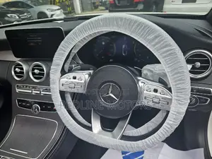 Mercedes-Benz C200 2018 White