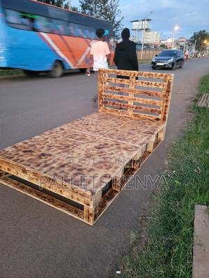 Pallet Bed- 4*6 Detachable and Blazed Pallet Bed. Nb08 - thumbnail 2