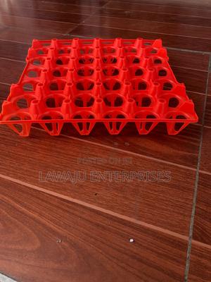 30 Holes Plastic Egg Tray - thumbnail 2