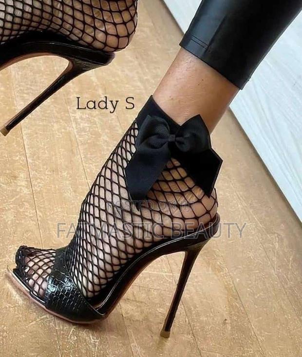 Cute Net Stockings - thumbnail 2