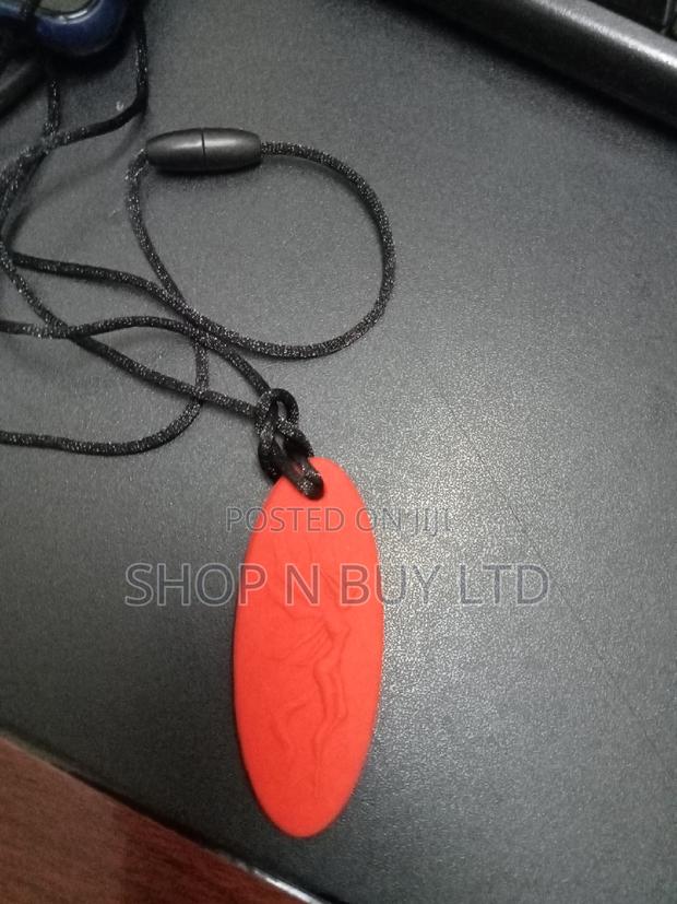 Strawberry Shape Teethers - thumbnail 3