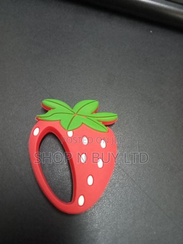 Strawberry Shape Teethers - thumbnail 5