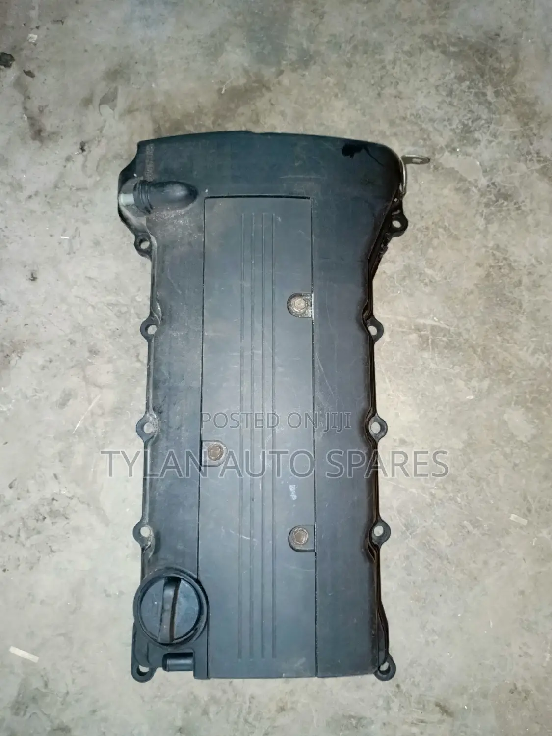 Top Cover 4B10 Outlander