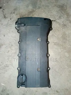 Top Cover 4B10 Outlander