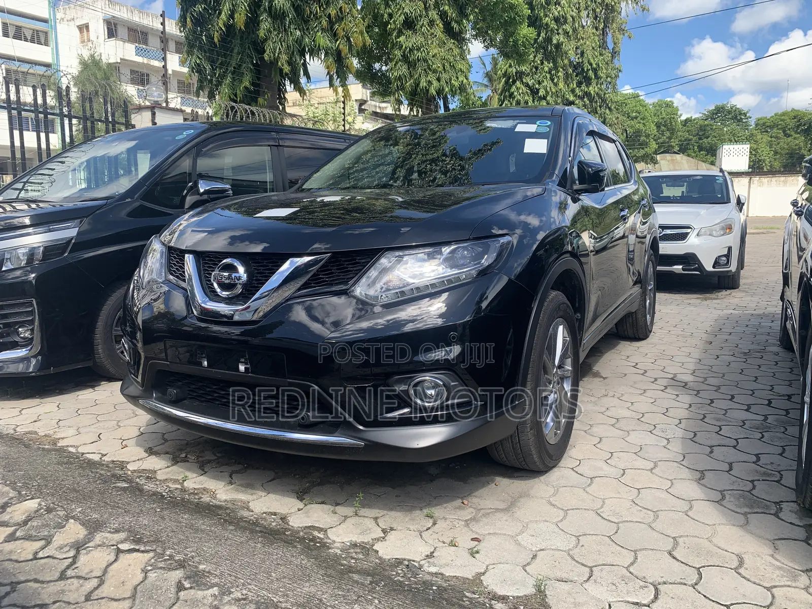 Nissan X-Trail 2.0 Petrol FWD 2019 Black