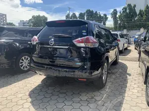 Nissan X-Trail 2.0 Petrol FWD 2019 Black