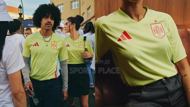 Adidas Spain Euro 2024 Away Kit - thumbnail 3