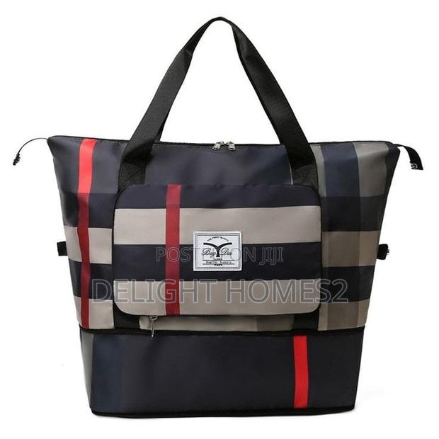 Hong Yan Water Proof Expandable Travel Bag