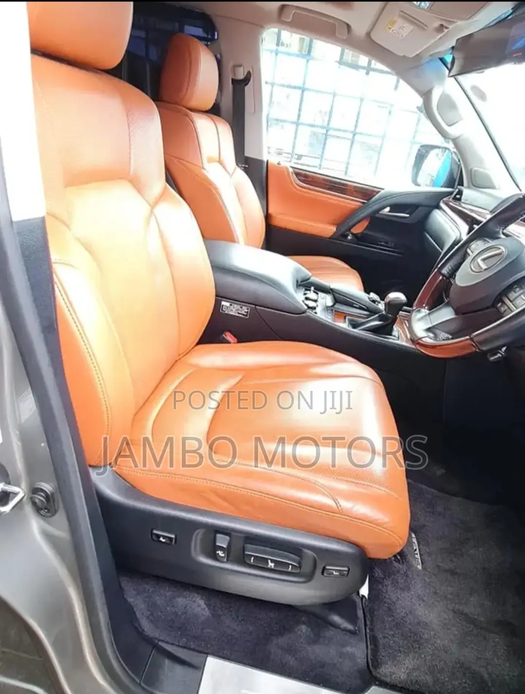 Lexus LX 570 (5 seats) AWD 2017 Gray