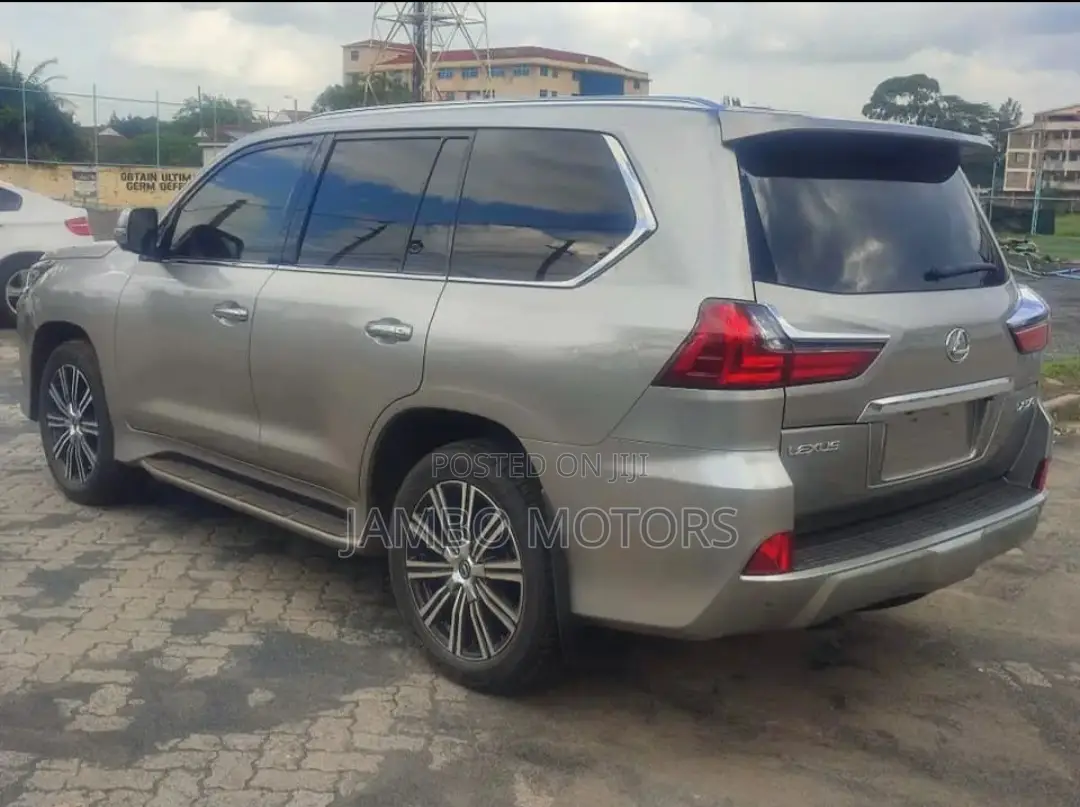 Lexus LX 570 (5 seats) AWD 2017 Gray