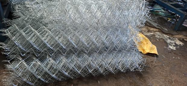 Twisted-End Chain Link Mesh Wire 6feet by 18mtrs - thumbnail 2