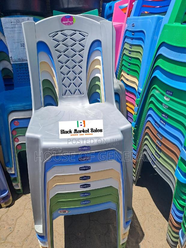 Armless Kenpoly Plastic Chair