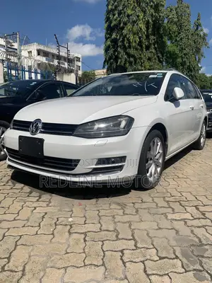 Volkswagen Golf TSI S 4-Door FWD 2016 White