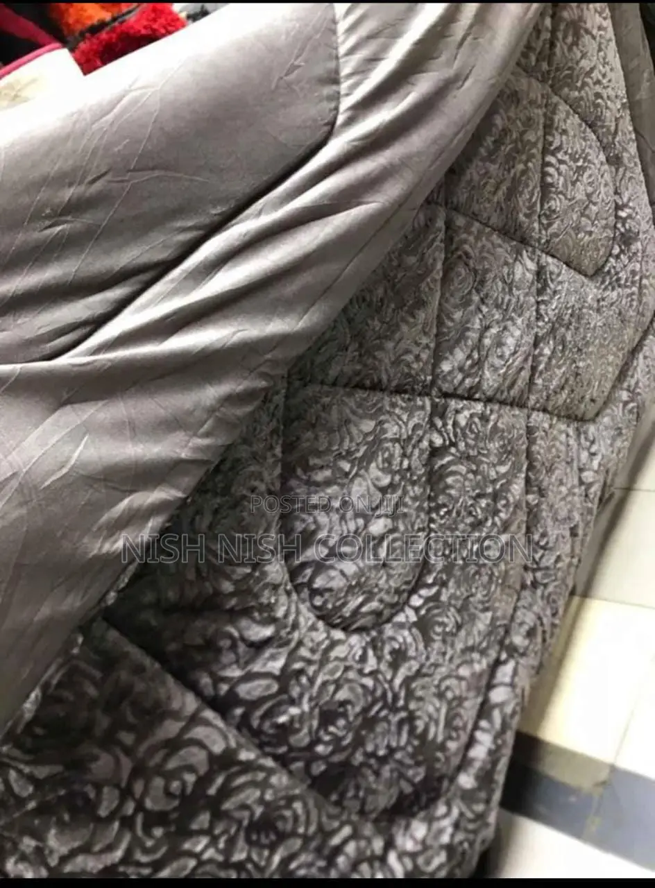 Shiny Single Woolen Duvet 5x6