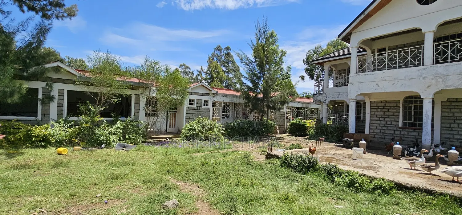 20bdrm Apartment in Elgonview for sale