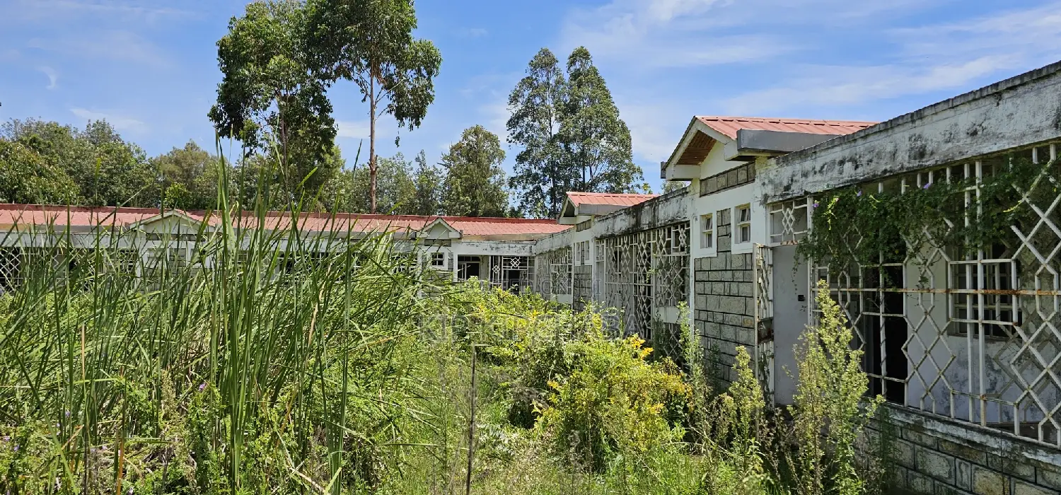 20bdrm Apartment in Elgonview for sale