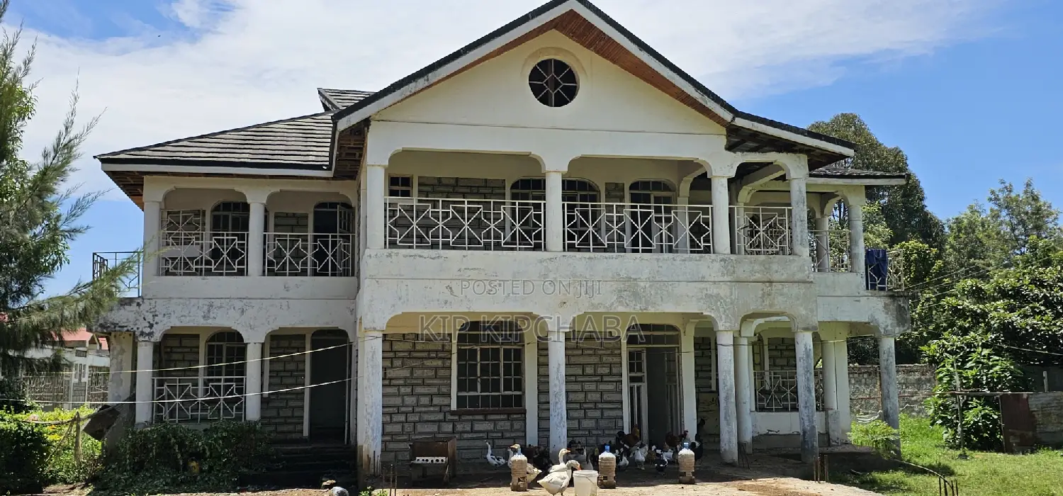 20bdrm Apartment in Elgonview for sale