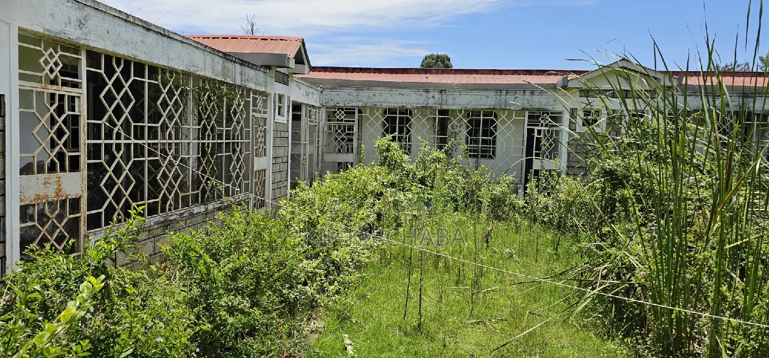 20bdrm Apartment in Elgonview for sale