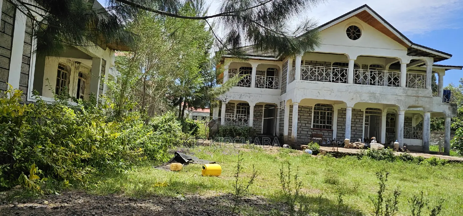 20bdrm Apartment in Elgonview for sale