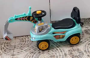 Babies Push Car