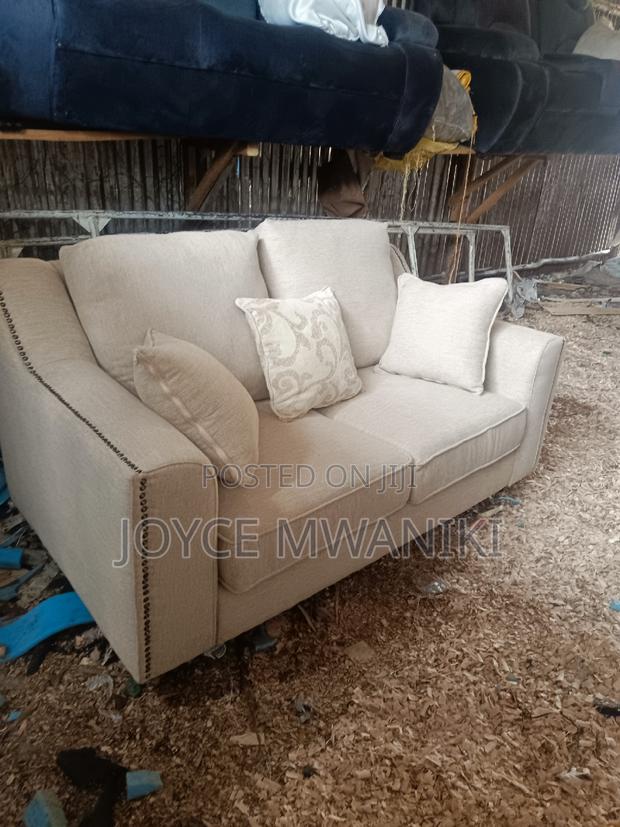 Unique Stylish Sofa, 2 Seater With Throw Pillows. - thumbnail 7