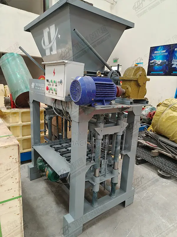 4.8kw 4-2b Brick Making Machine In Kenya