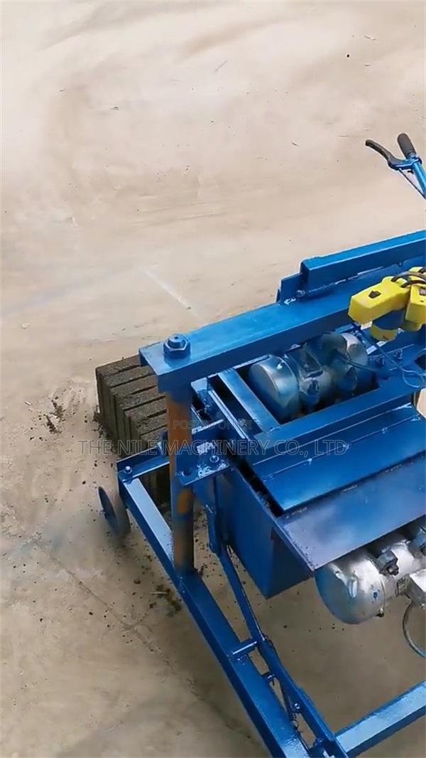 Small Sand Solid Brick Making Machine for Home Business - thumbnail 3