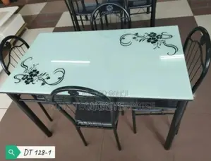 4 Seater Dinning Table