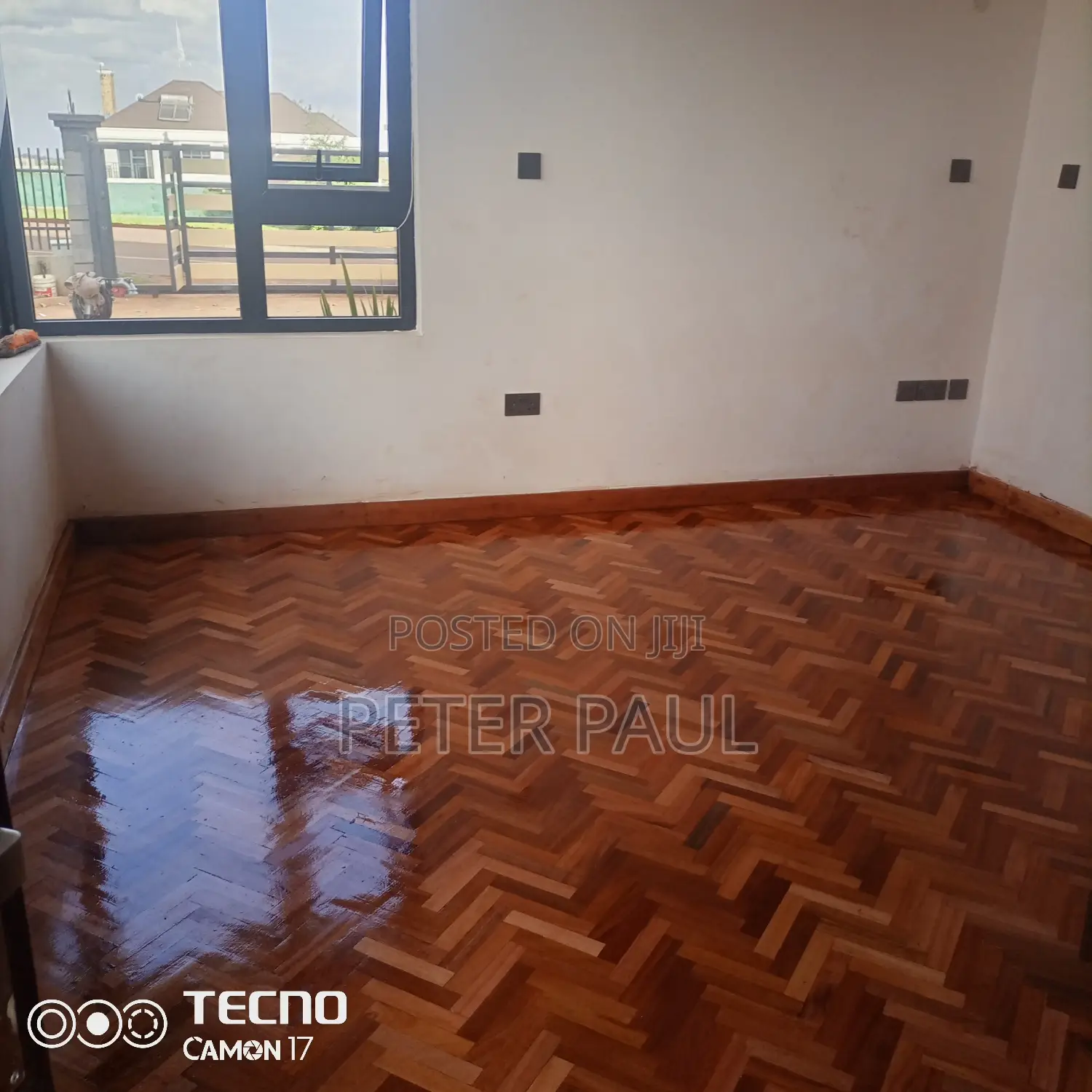 Visionary Wooden Sanded Floor