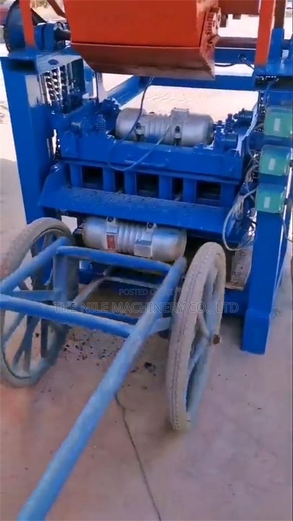 Automatic Concrete Block Interlocking Brick Making Machine - thumbnail 3