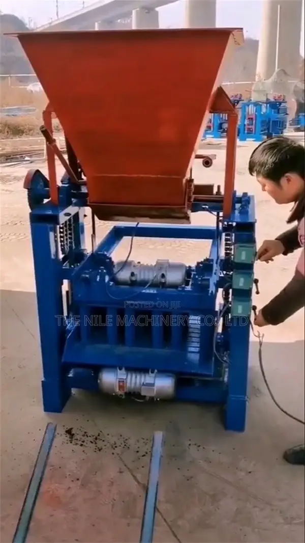 Interlocking Block Clay Ecological Brick Machine Used