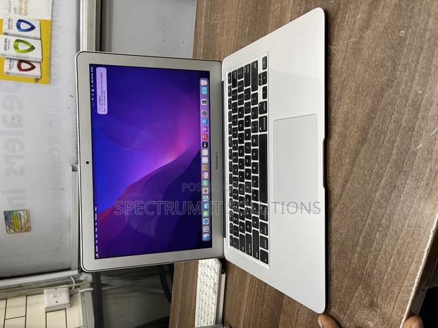 Laptop Apple MacBook Air 8GB Intel Core I5 SSD 128GB