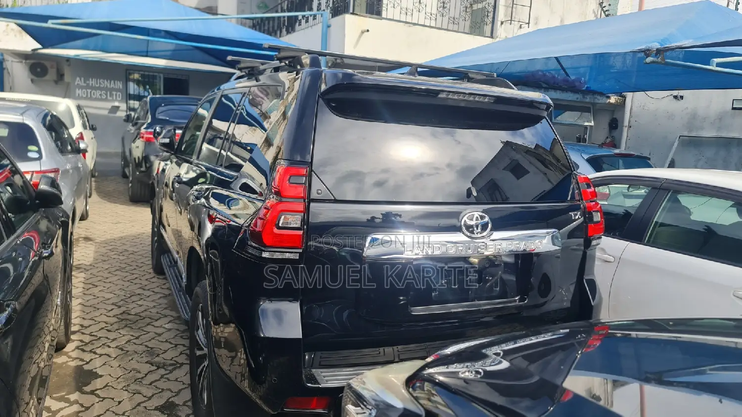 Toyota Land Cruiser Prado 2018 Black