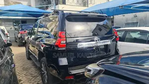 Toyota Land Cruiser Prado 2018 Black