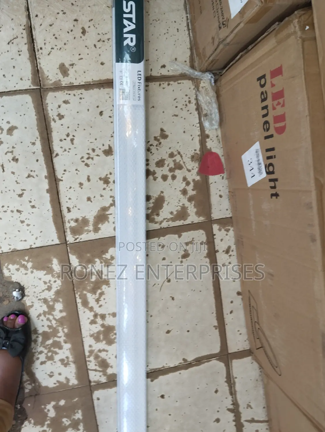 4ft Led Akostar