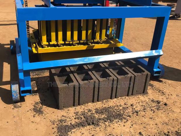 Mobile Reliable Diesel Brick Machine for Consistent Block - main view