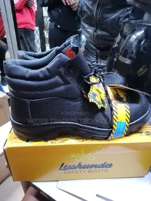 Black Safety Boots