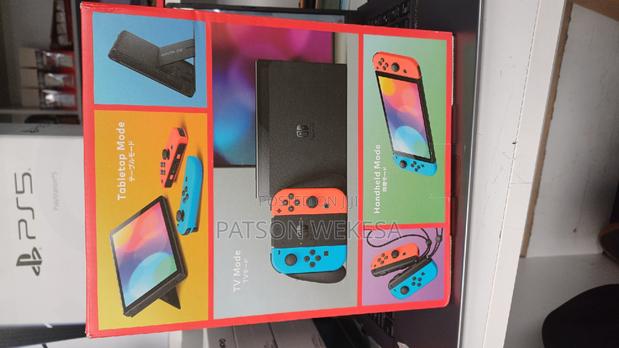 Nintendo Switch – OLED Model - main view