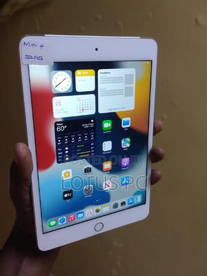 Apple iPad mini 4 32 GB Yellow - main view