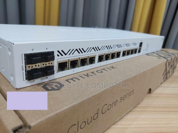 Mikrotik Cloud Core 2116-12g-4s+ ( Ccr2116-12g-4s+) - thumbnail 4