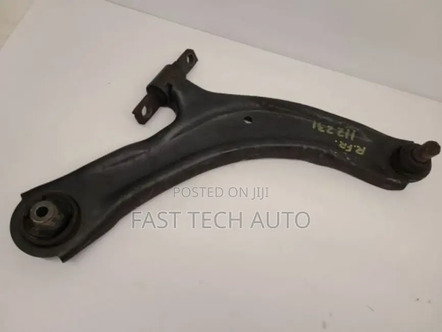 Nissan Rogue RH Passenger Lower Control Arms