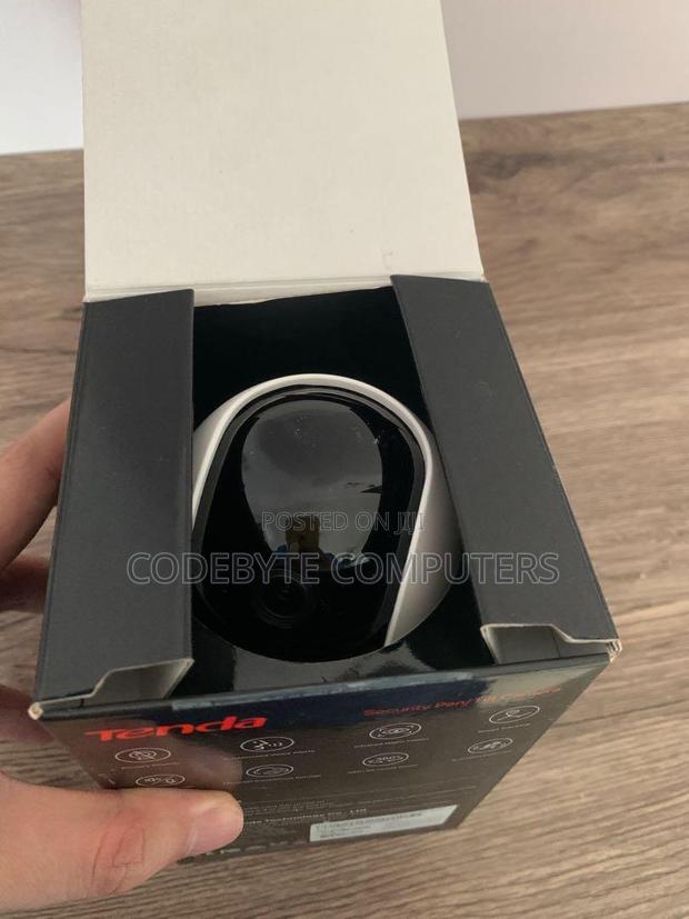 Tenda Indoor Camera, Wifi 6 Wireless Camera CP3 Pro - thumbnail 2
