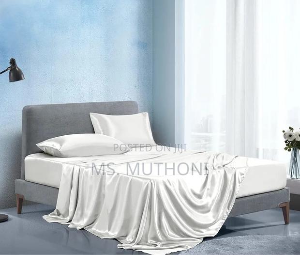 King Size-Luxury Silky Soft Mulberry Fitted Bedsheets - thumbnail 4