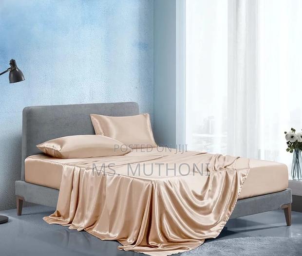 King Size-Luxury Silky Soft Mulberry Fitted Bedsheets - thumbnail 5