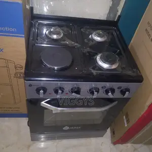 Hisense 60 by 60 Standing Cooker