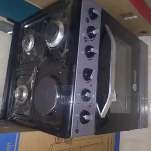 Hisense 60 by 60 Standing Cooker